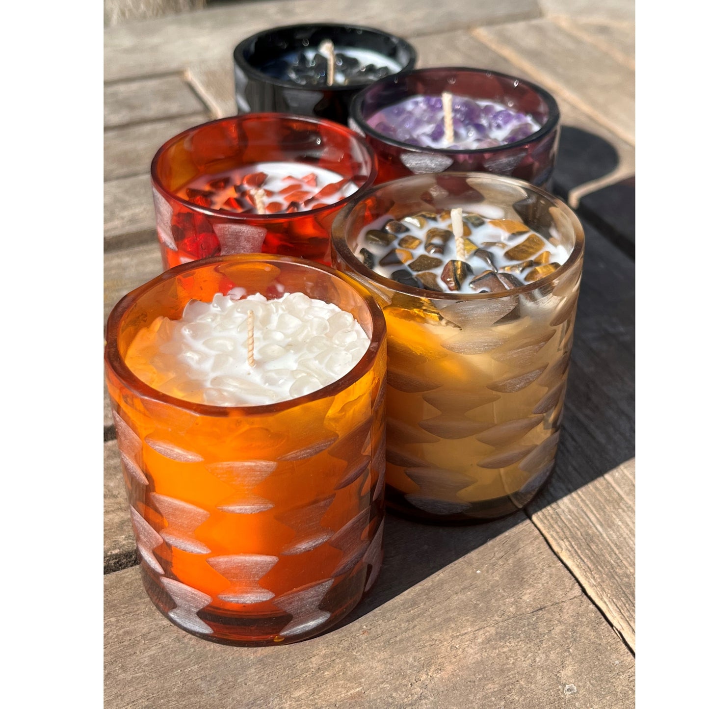 Bougie en verre d'inspiration année 20 faite à la main avec pierres précieuses