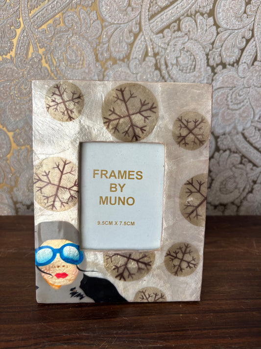 Ivory Capiz Shell Small Frame - Snowflakes