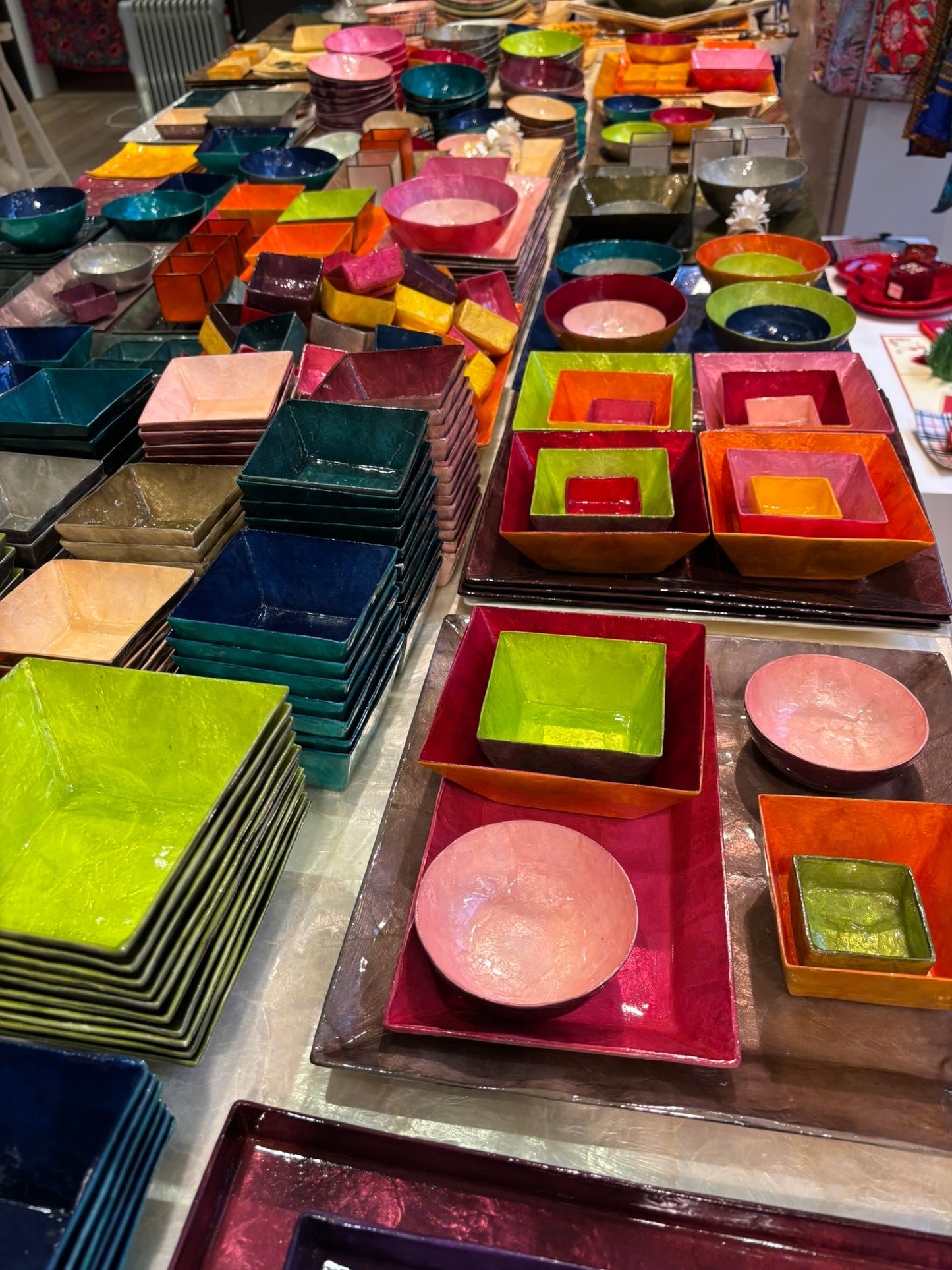 Capiz Shell Serving Large Round Bowls – Premium Handcrafted Collection