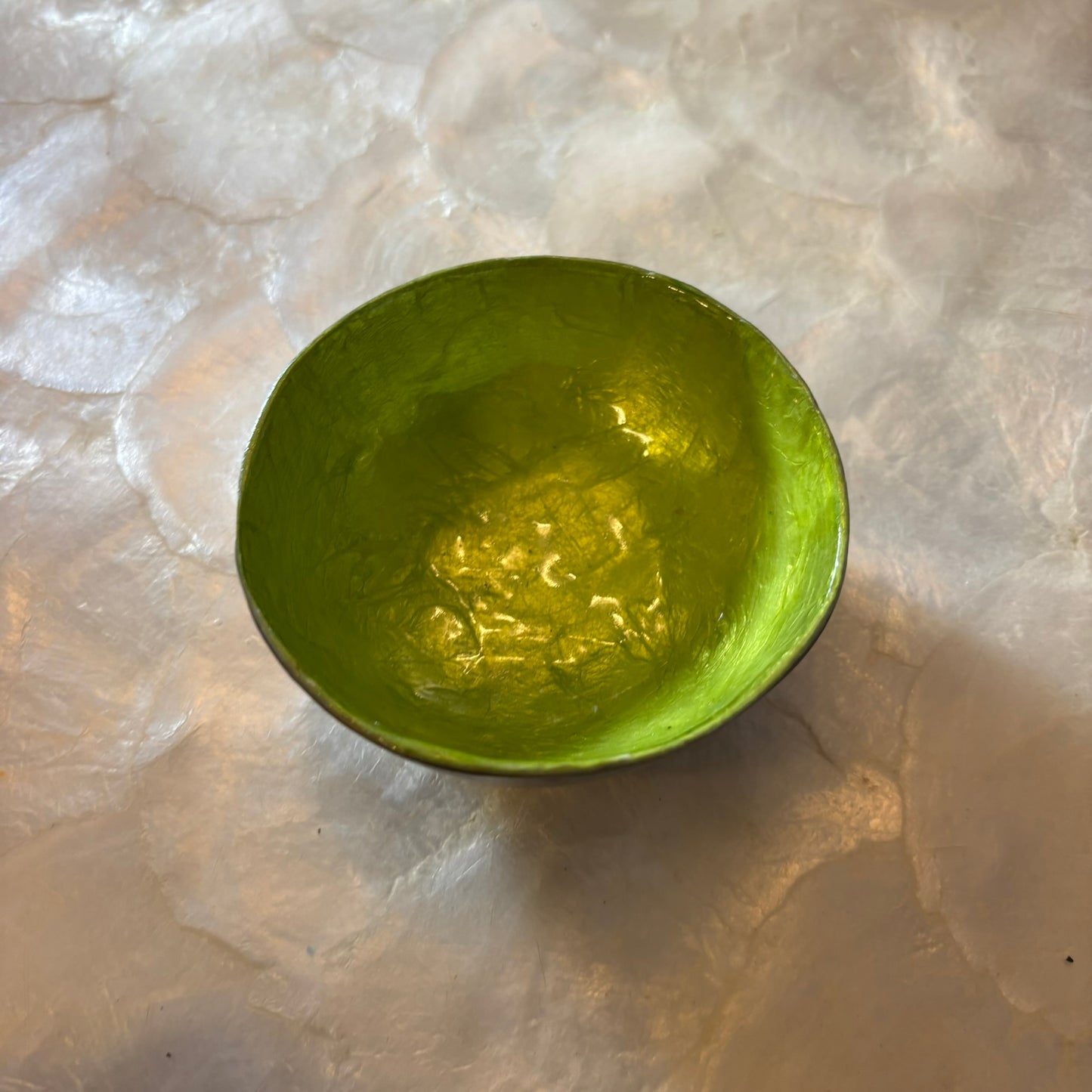 Decorative Capiz Shell Serving Small Round Bowls – Premium Handcrafted Collection